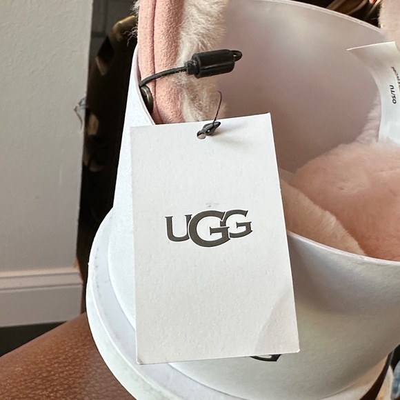 UGG Pink Fluffy Earmuffs - Picture 2 of 10